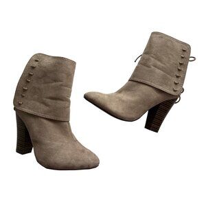 Venus Lace Up Boots Taupe Ankle Almond Toe Lacing Up Back Side Zip 4” Block 7.5